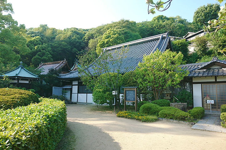 大山寺の本堂